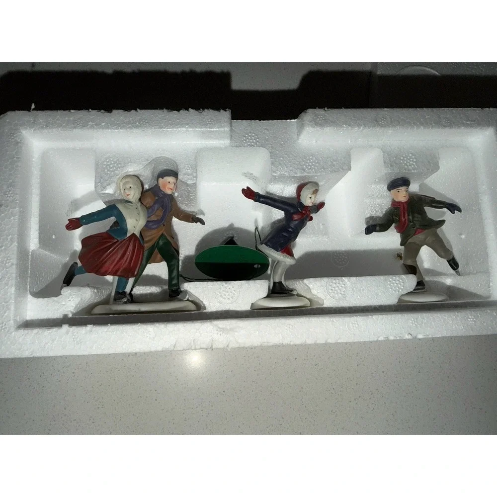 Heritage Village Collection Department 56 Skating Party